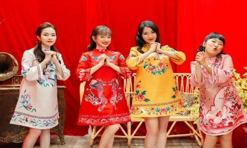 Bộ ảnh Tết ngọt ngào của hot girl trà sữa Việt và hội bạn thân