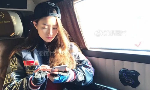 Vẻ đẹp của nữ doanh nhân được ví như "nữ thần"