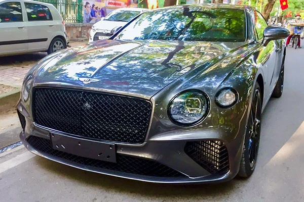 Bentley Continental GT V8 2020 tiền tỷ về tay đại gia Hải Phòng