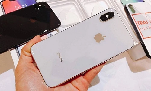 Ảnh nóng iPhone X đầu tiên về Việt Nam, giá 68 triệu