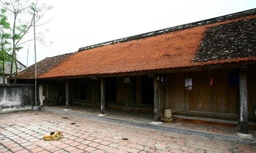 Cận cảnh ngôi nhà cổ 200 năm tuổi đẹp nhất xứ Thanh 