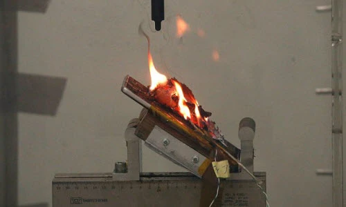 Thí nghiệm sốc: Galaxy Note 7 nổ tung khi pin chịu áp lực