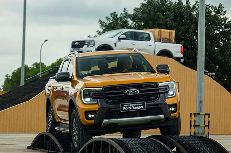 Xem “vua bán tải” Ford Ranger tiến hoá qua từng thời kỳ
