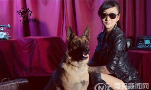 Gái xinh bị bạn trai bỏ vì... quý chó hơn người yêu