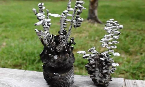 Điều gì xảy ra khi đổ nhôm lỏng vào quả dưa hấu?