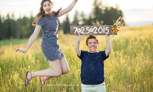 Đám cưới lãng mạn trong trang trại của cặp đôi đũa lệch