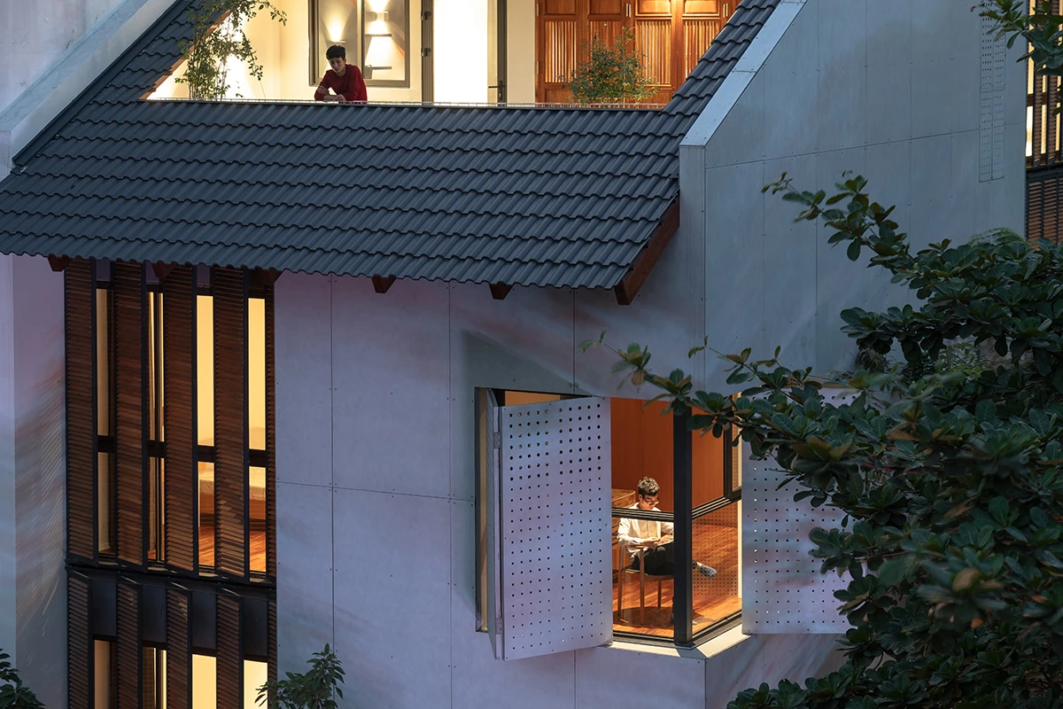 Báo Mỹ sững sờ trước ngôi nhà nơi góc phố Hà Nội