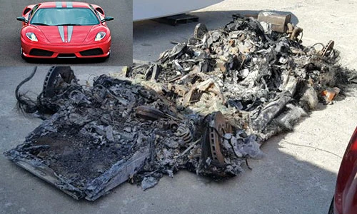 Đấu giá đống tro của siêu xe Ferrari 430 Scuderia