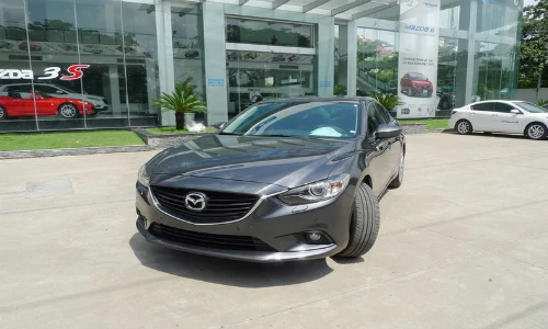 Chi tiết Mazda 6 “nội” cực sang vừa xuất xưởng