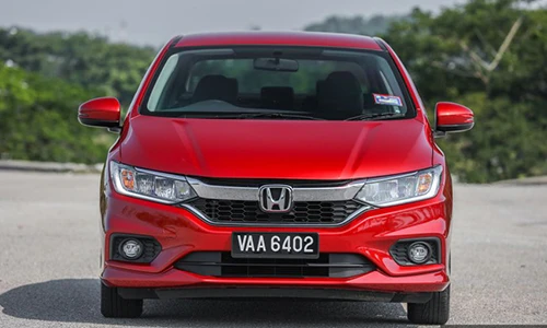 Xe Honda City đỏ rực, chỉ 486 triệu đồng tại Malaysia