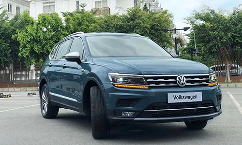 Soi Volkswagen Tiguan Allspace Luxury gần 2 tỷ