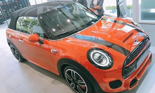 Xe MINI Convertible JCW 2,5 tỷ đầu tiên tại Việt Nam