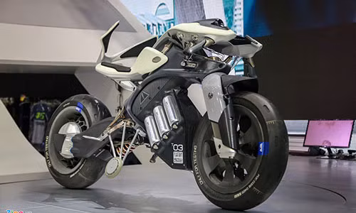Xe môtô tự nhận diện chủ nhân Yamaha Motoroid
