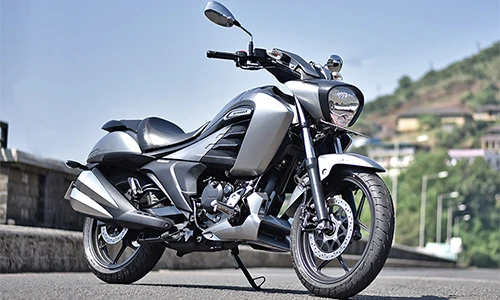 Môtô bình dân Suzuki Intruder 150 FI giá chỉ 37 triệu đồng