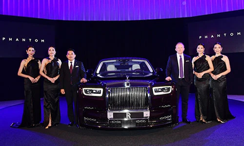 Rolls-Royce Phantom 2018 giá hơn 43 tỷ đồng tại Thái Lan