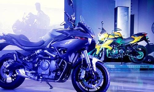 Cận cảnh bộ đôi môtô 600cc giá rẻ của Benelli vừa ra mắt 