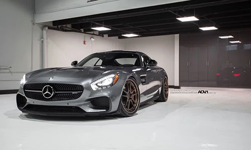 Bộ mâm hoạ tiết đẹp “hết sẩy” cho Mercedes-AMG GT S