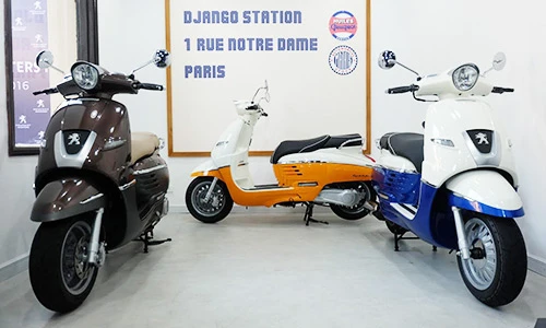 Peugeot Django 125 - đối thủ Vespa Primavera đến Hà Nội