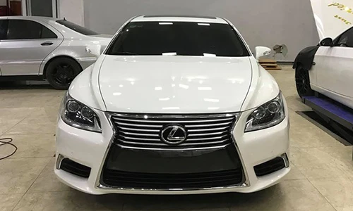 Dân chơi Nghệ An "lột xác" Lexus LS 2007 trẻ ra 10 tuổi 