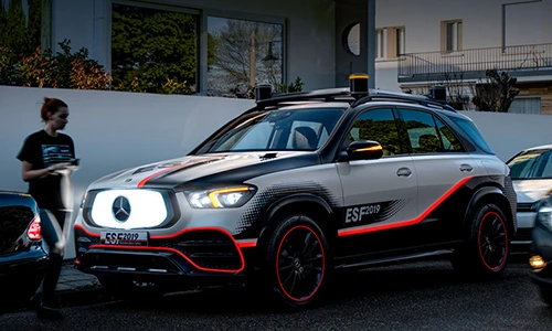 Mercedes-Benz ESF 2019 cực an toàn và thông minh lộ diện