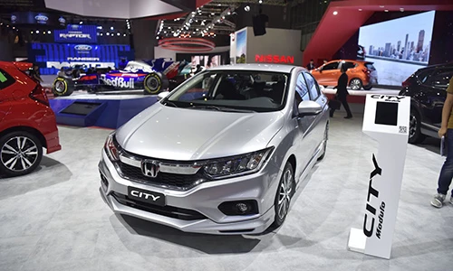 Doanh số thấp, Honda CR-V và City giảm tới 57 triệu đồng