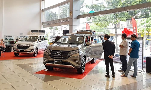 Loạt xe ôtô tại Việt Nam "đại hạ giá" tháng 5/2019