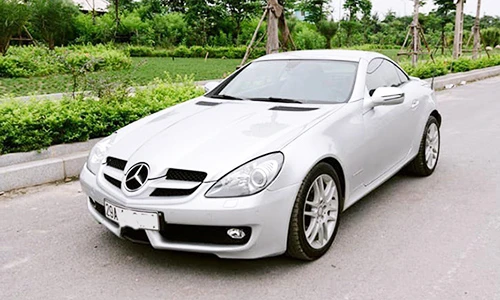 Mui trần hạng sang Mercedes-Benz SLK chỉ 800 triệu ở Hà Nội 