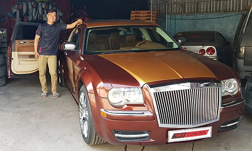 Thợ Việt độ Chrysler 300C thành Rolls-Royce chỉ 200 triệu đồng