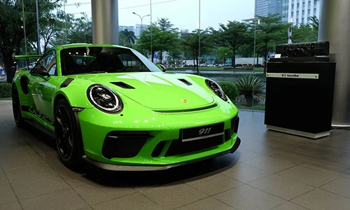 Chi tiết Porsche 911 GT3 RS màu độc, giá 14 tỷ tại Việt Nam