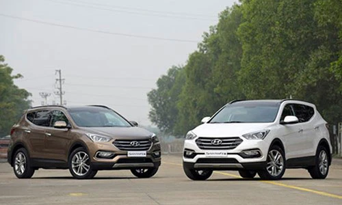 Hyundai SantaFe giảm giá cả trăm triệu đồng tại VN