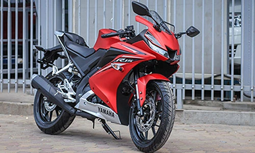 Yamaha R15 phiên bản 2017 giá 112 triệu đồng tại Hà Nội