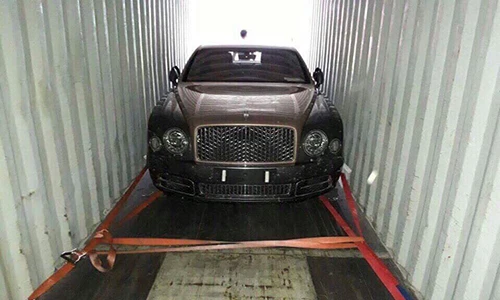 "Đập thùng" Bentley Mulsanne EWB 2017 hơn 20 tỷ tại VN