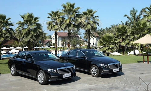 Bộ đôi Mercedes-Benz E200 hơn 2 tỷ “cập bến” Đà Nẵng