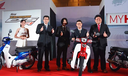 Honda Dream 2017 ra mắt tại Malaysia "chốt giá" 27 triệu