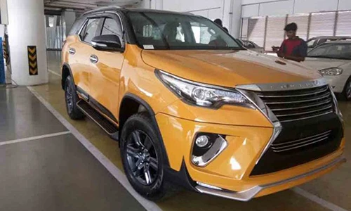 Toyota Fortuner “độ” xe sang Lexus chỉ 70 triệu đồng