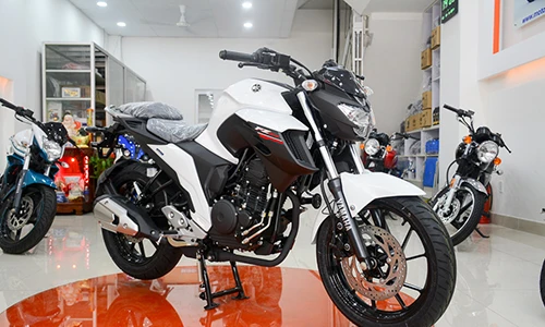 Môtô Yamaha FZ 25 tại Việt Nam giá hơn 60 triệu đồng