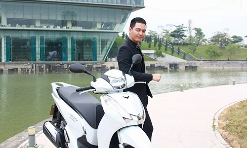 Honda Việt Nam “chốt giá” SH300i 2017 từ 248 triệu 