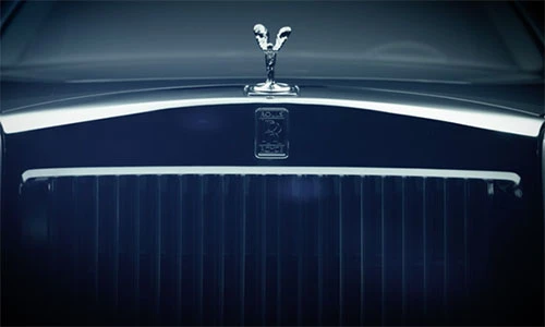 Siêu xe sang Roll-Royce Phantom 2018 lộ diện 