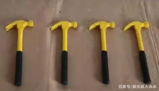 "Cười ra nước mắt" đủ kiểu thưởng Tết kỳ lạ ở Trung Quốc