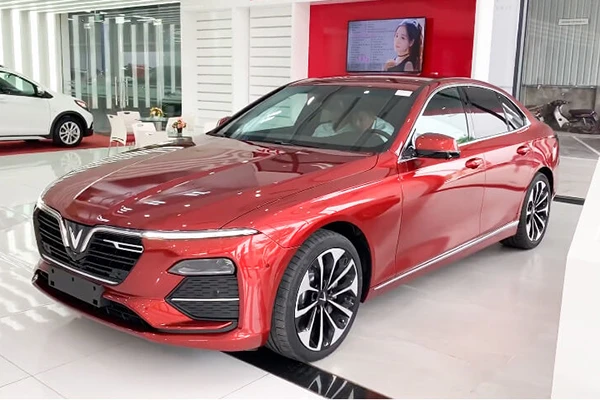 Xe VinFast tụt doanh số tháng 8, giảm giá mạnh tháng 9/2020