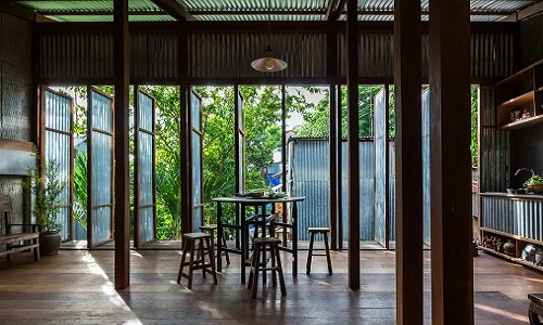 Mê mẩn căn nhà gỗ độc đáo ở Châu Đốc, An Giang