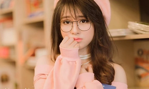 Hot girl Sài thành có đôi mắt đượm buồn đánh gục dân mạng