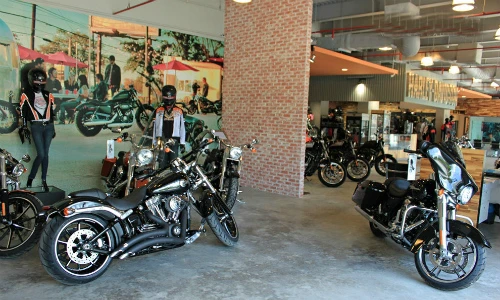 Đột nhập showroom sang trọng của Harley Davidson Sài Gòn