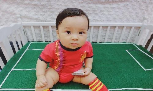 Chết mê với “nhóc tỳ” hóa thân thành các siêu sao World Cup