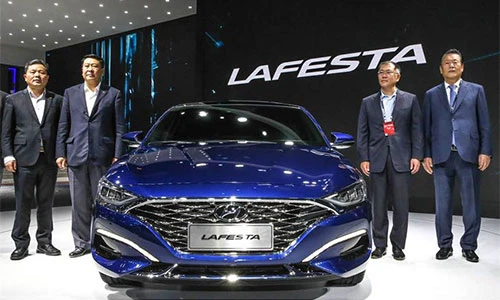 Chi tiết Hyundai Lafesta - "hàng độc" dành cho dân Trung Quốc