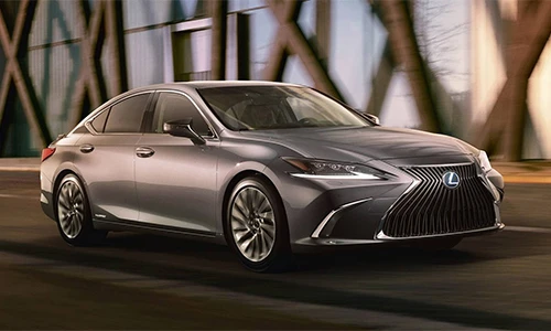 Lexus "nhá hàng" sedan hạng sang ES 2019 trước ngày ra mắt