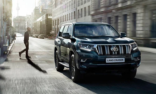 SUV hạng sang Toyota Land Cruiser 2018 thêm bản “siêu rẻ“