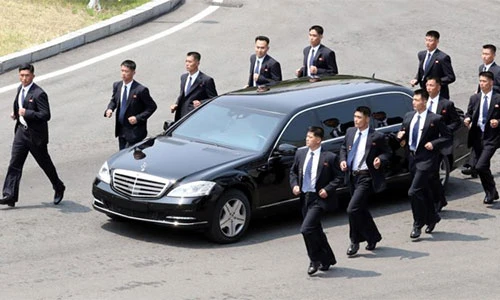 Siêu xe Mercedes-Benz S600 chở ông Kim Jong-un có gì đặc biệt
