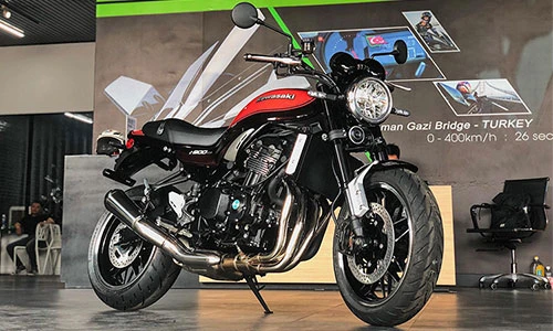 "Soi" Kawasaki Z900RS giá 395 triệu đồng tại Hà Nội 