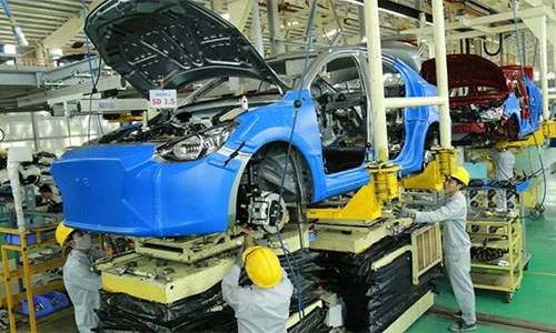 Miễn giảm thuế linh kiện ôtô, xe nội chờ ngày giảm giá